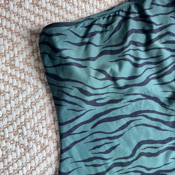 GAP One-Shoulder Green Zebra Print Swimsuit - Picture 3 of 6